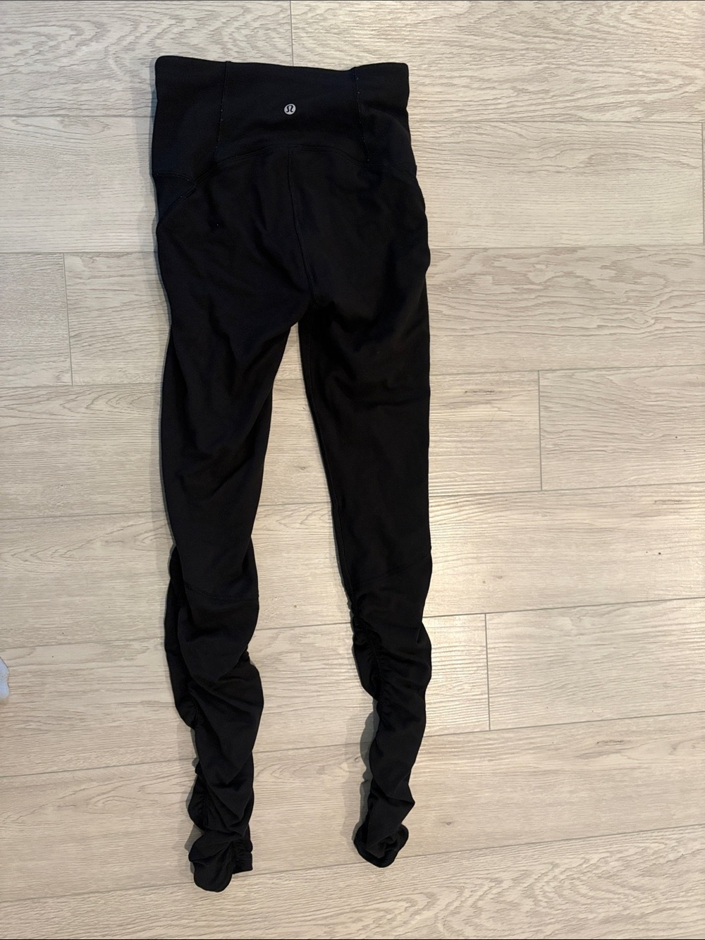 lululemon athletica Men's Black Ruched Leg Athletic Joggers